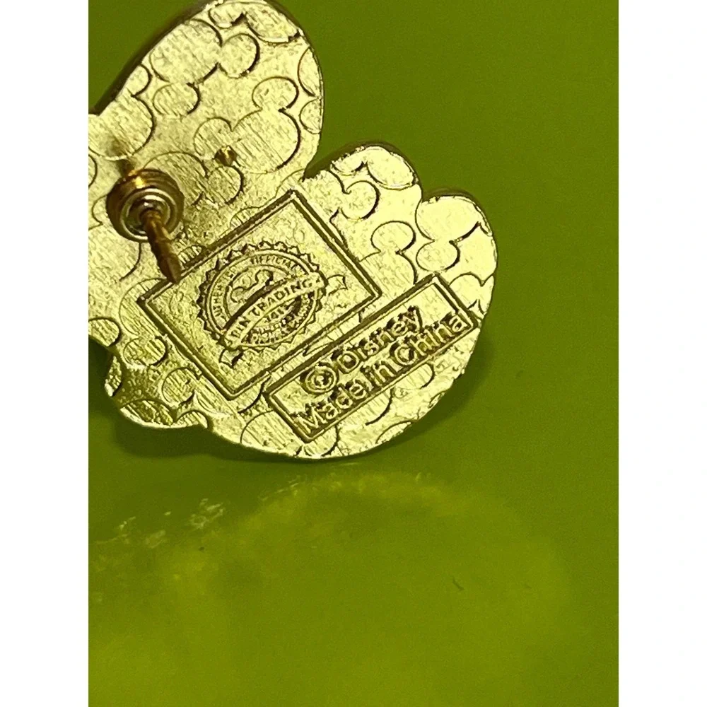 Disney Parks Goofy Hat Enamel Pin Lime Green Gold Tone Official Trading Pin